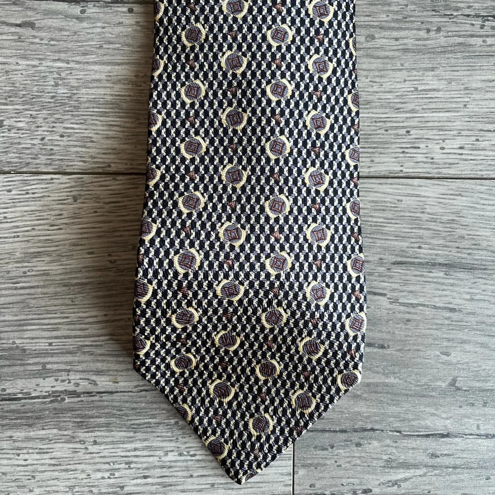 Geoffrey Beene Men’s Neck Tie Geometric Black Cream Silk Workwear Dressy Formal